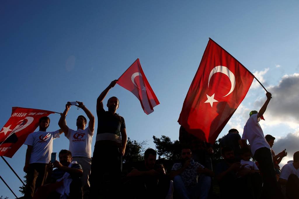 Turquia detém 51 supostos jihadistas estrangeiros membros do EI