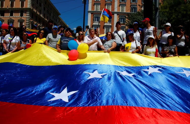 Venezuela: Governo insiste que plebiscito não conta com apoio do Conselho Nacional Eleitoral (Tony Gentile/Reuters)