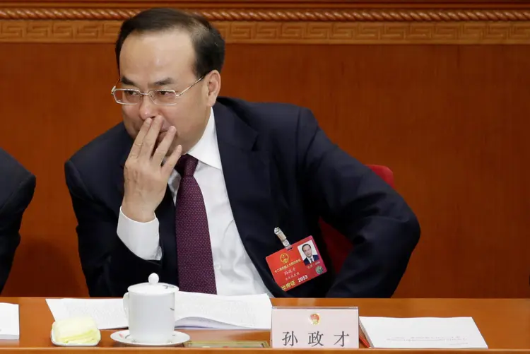 Sun Zhengcai: o político estava ao lado de Hu Chunhua, líder do PCCh em Cantão, como um dos favoritos à sucessão (Jason Lee/Reuters)