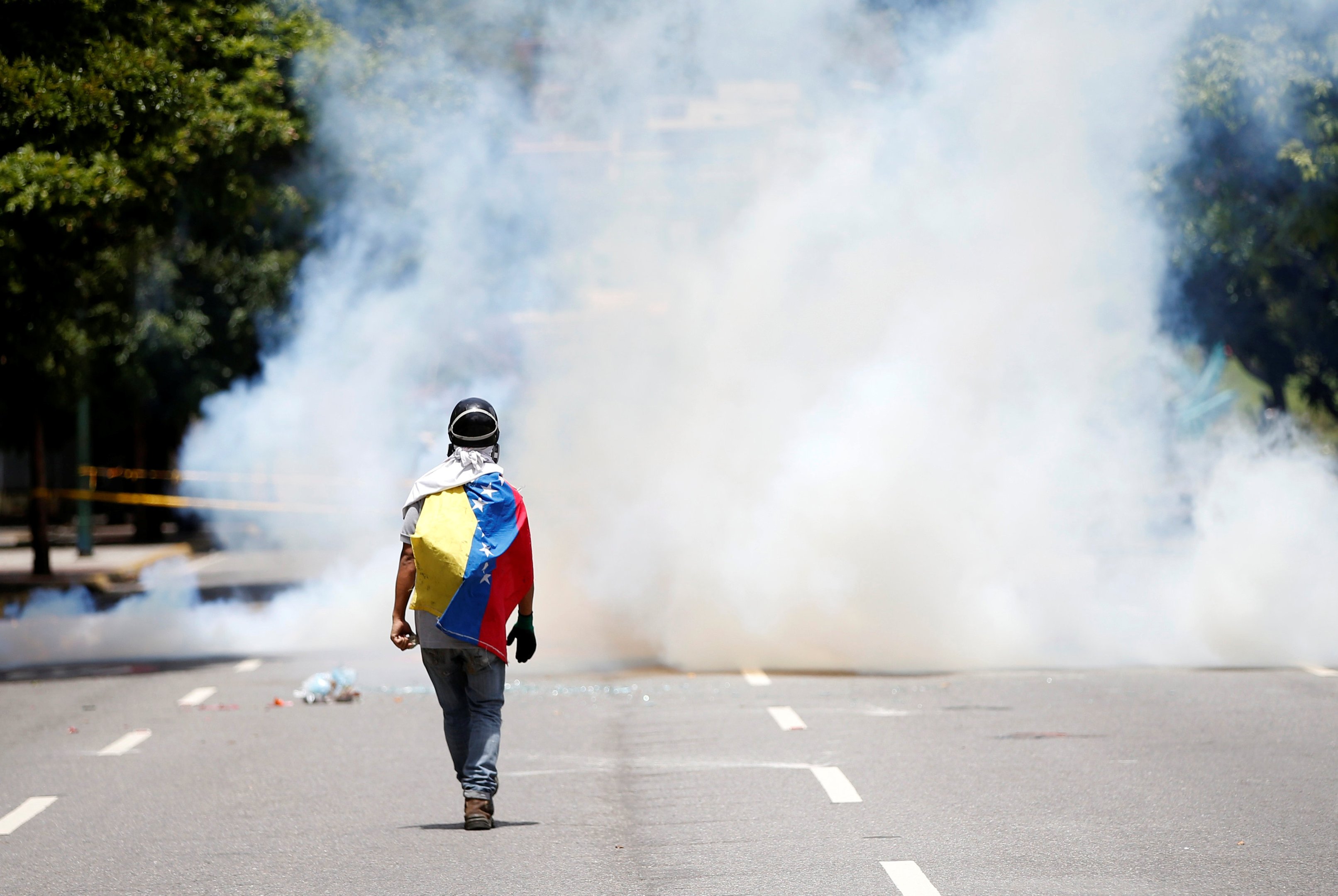 Venezuela prende 5 policiais por morte de 2 manifestantes