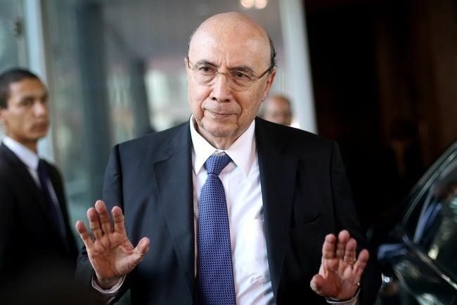 Meta vai ser revista, mas governo não sabe quando