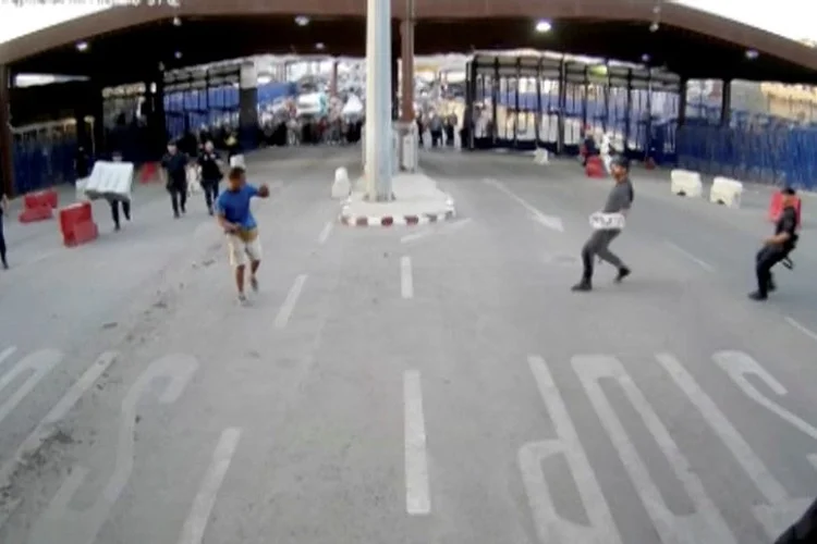 Ataque: o incidente ocorreu na principal passagem entre a Espanha e o Marrocos (Interior Ministry/Reuters)