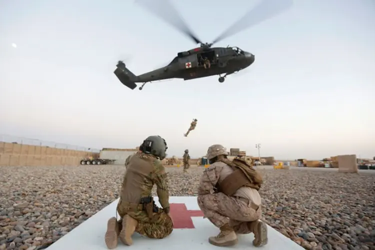 Soldados americanos no Afeganistão (Omar Sobhani/Reuters)