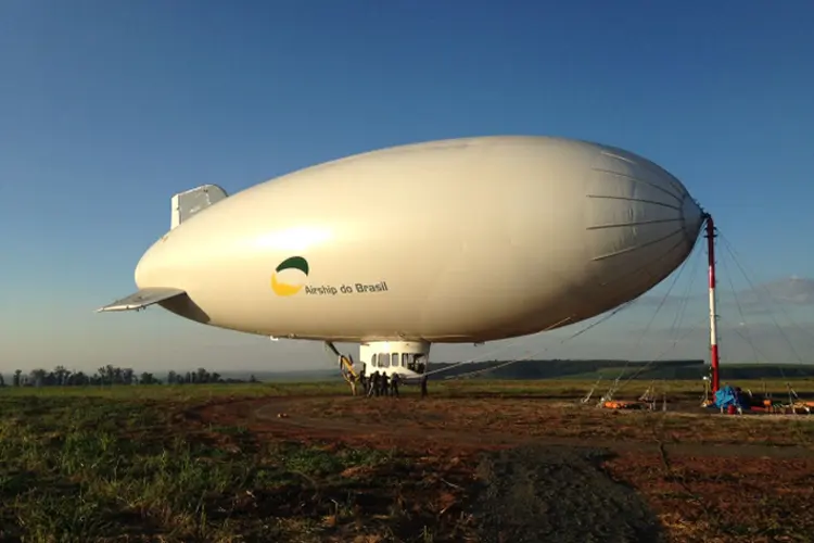 Airship: pretende lançar uma versão comercial, que terá a capacidade ampliada para carregar 3 toneladas (airship brasil/Divulgação)