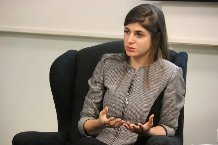 Ana Paula Martinez:  ela é afeita ao trabalho sob pressão (arquivo pessoal/Divulgação)