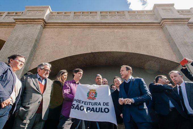 Prefeitura de SP entrega obras de restauração dos Arcos do Jânio