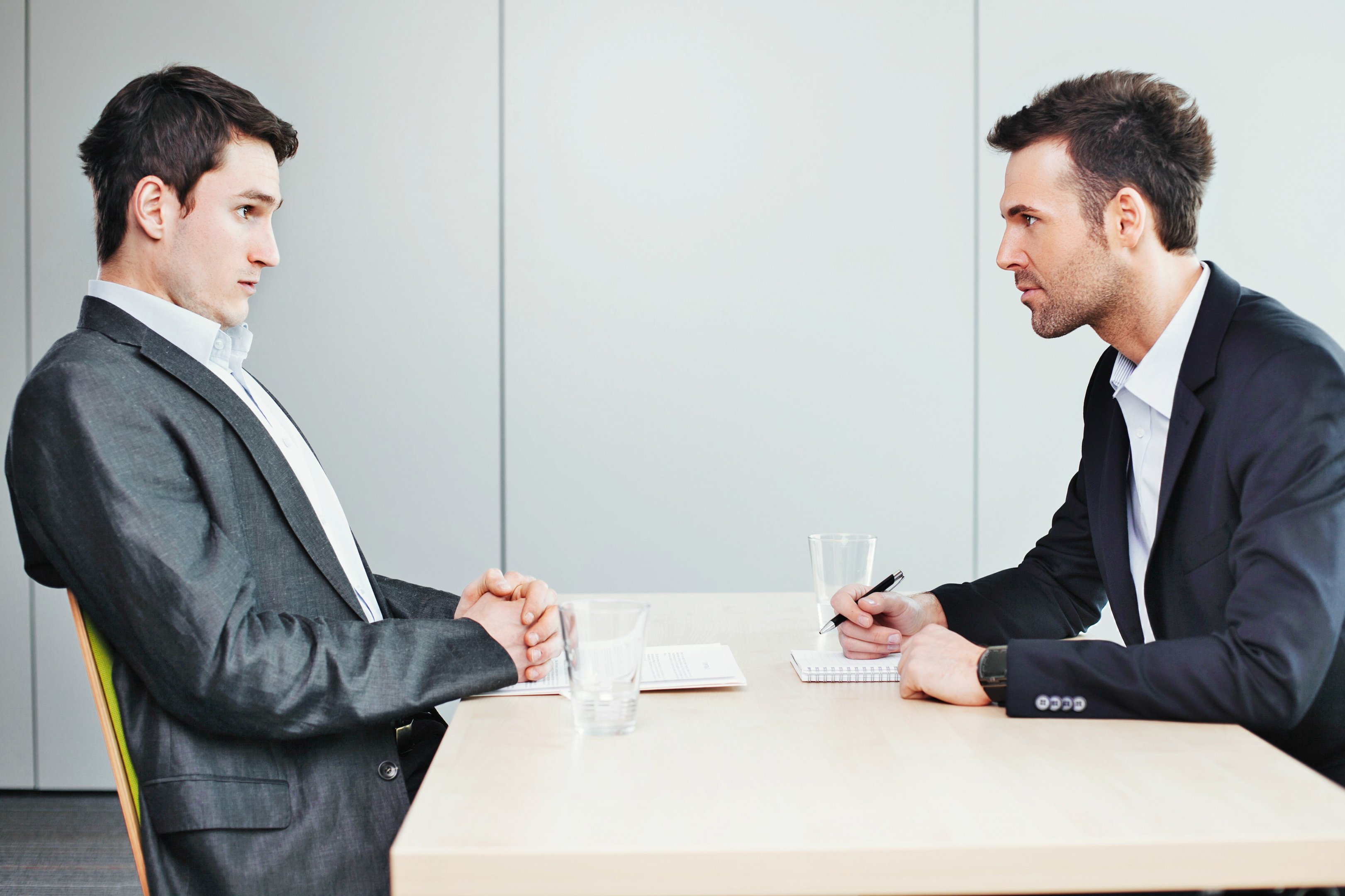 Domine a comunicação no trabalho: comandos para realizar pedidos sensíveis e feedbacks