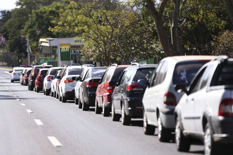 Na média nacional, houve alta nos postos de 0,24%, de R$ 4,099 para R$ 4,151 o litro ante a semana final de 2017. (Marcelo Camargo/Agência Brasil)