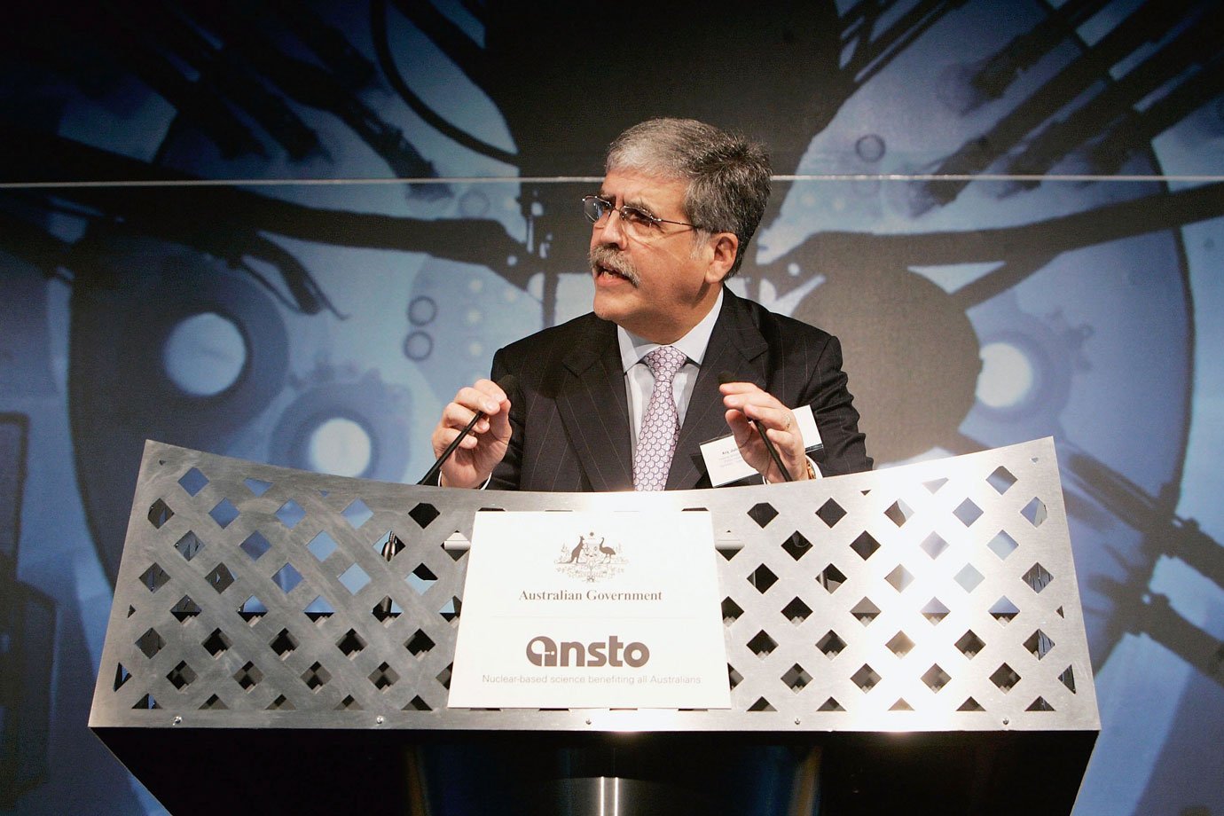 Ex-ministro argentino Julio de Vido é indiciado por caso Odebrecht