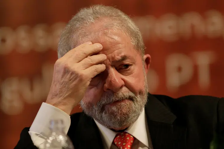 Lula: o ex-presidente é acusado de ter recebido esse apartamento e um terreno da Odebrecht (Ueslei Marcelino/Reuters)