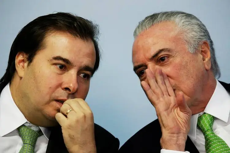 O presidente da Câmara dos  Deputados, Rodrigo Maia, e o presidente Michel Temer (Ueslei Marcelino/Reuters/Reuters)