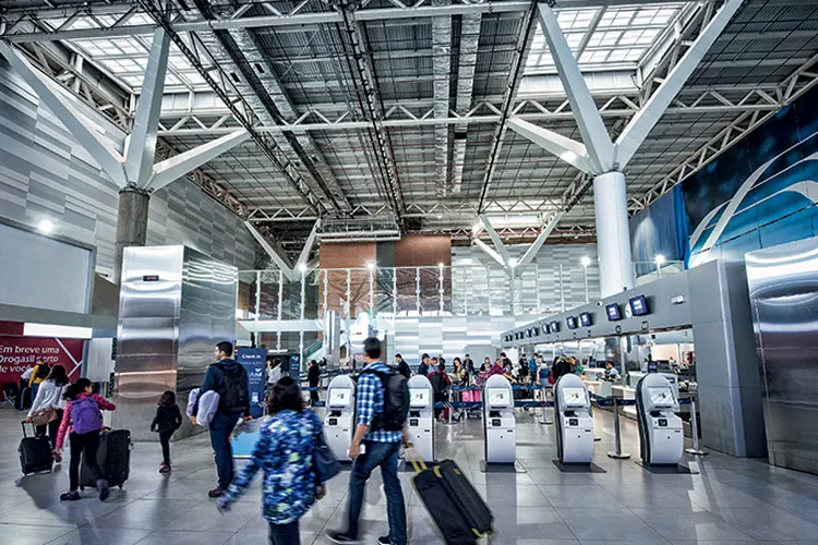 Viracopos: a inclusão do aeroporto de Viracopos para uma nova licitação ainda depende de análise jurídica sobre os procedimentos da devolução (Germano Luders/Exame)