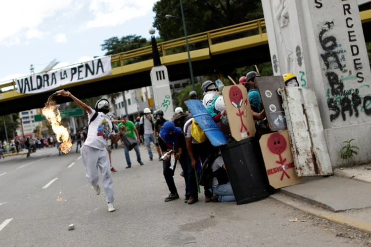 Venezuela: a oposição pediu a seus apoiadores que demonstrem sua rejeição à Assembleia (Ueslei Marcelino/Reuters)