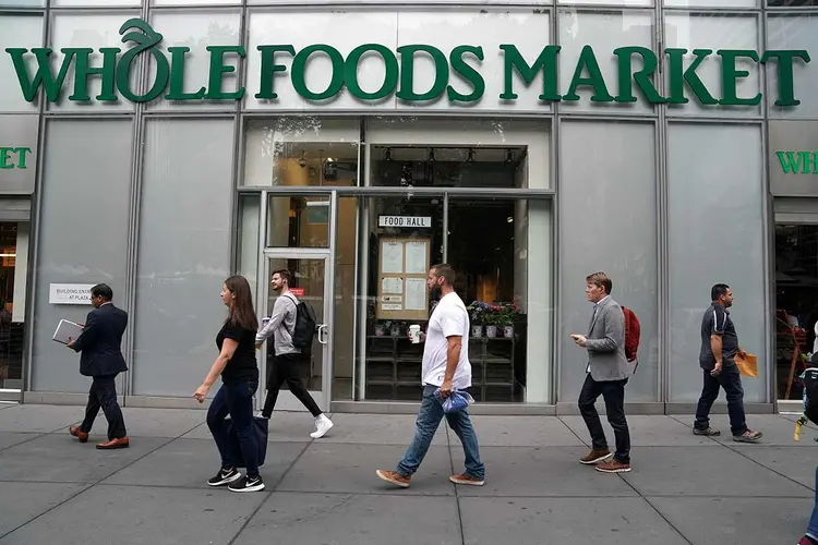 Whole Foods: Amazon comprou rede de supermercados de produtos saudáveis para colocar seu pé, de vez, no varejo físico (Carlo Allegri/Reuters)
