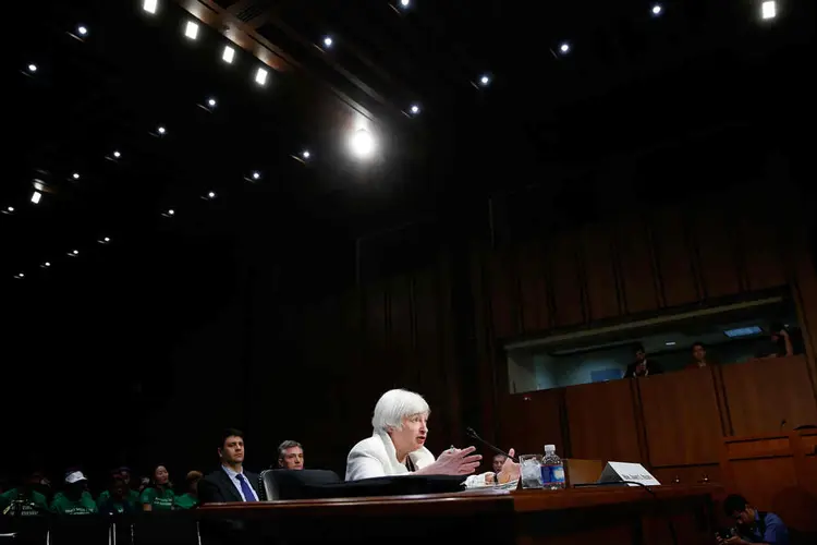 Janet Yellen: o banco central americano deve manter inalteradas as taxas de juros (Win McNamee/Getty Images)