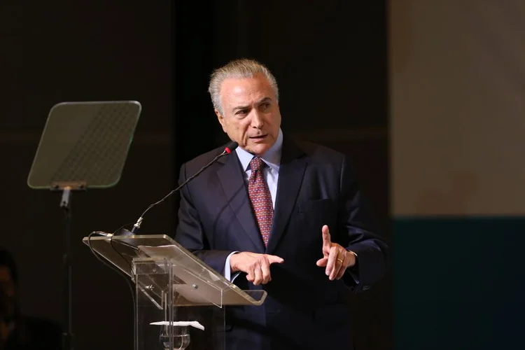Temer: o governo anunciou a liberação de 15,9 bilhões de reais do PIS/Pasep por meio de medida provisória (Valter Campanato/Agência Brasil)
