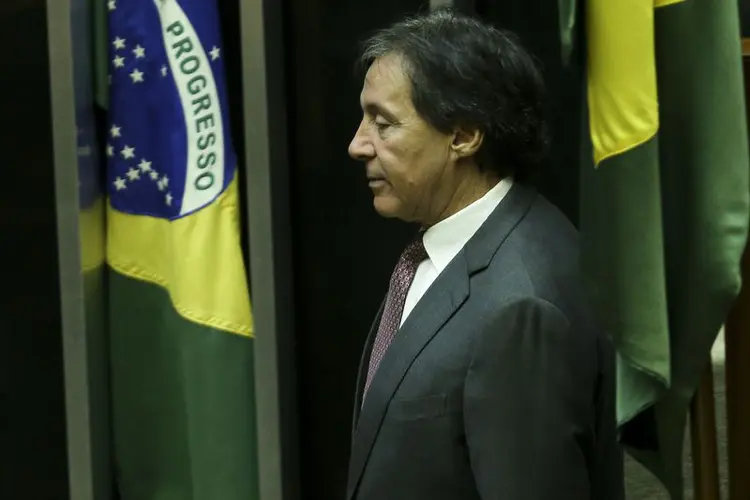 Eunício Oliveira: remarcou sessão do Congresso que vai analisar os vetos presidenciais à LDO (Marcelo Camargo/Agência Brasil)