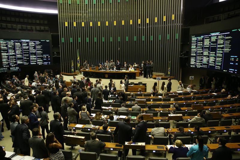 Congresso aprova reforço de R$ 1,3 bi em fundo para pagar dívidas