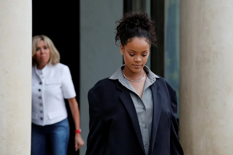 No último dia 26 de julho, Rihanna esteve na sede da presidência francesa com o objetivo de pedir financiamento para a ONG Clara Lionel Foundation (Benoit Tessier/Reuters)