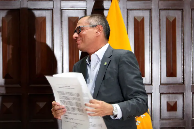 Jorge Glas: Odebrecht diz ter pago US$ 33,5 milhões a funcionários do governo em troca da concessão de obras públicas (Daniel Tapia/Reuters)