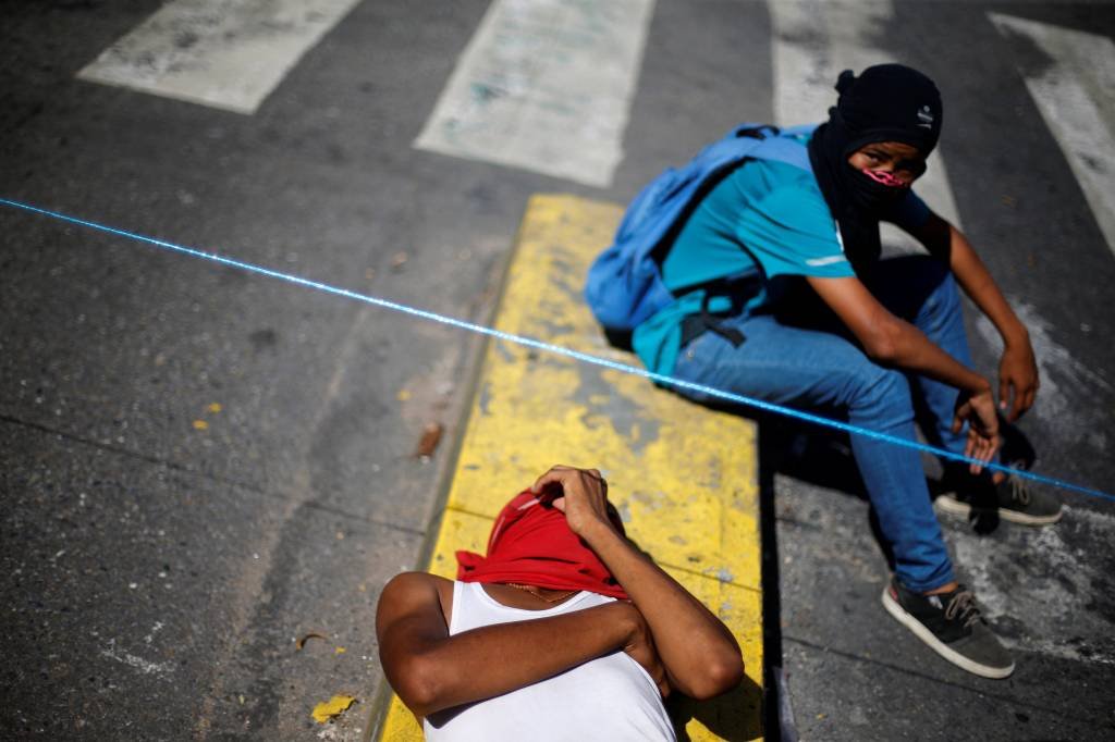 Protesto da oposição tem baixa participação na Venezuela