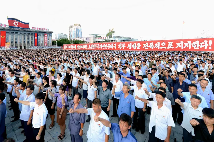 Relatório de 2014 da ONU catalogou violações em massa na Coreia do Norte -incluindo grandes campos de prisioneiros, fome e execuções (KCNA/Reuters)