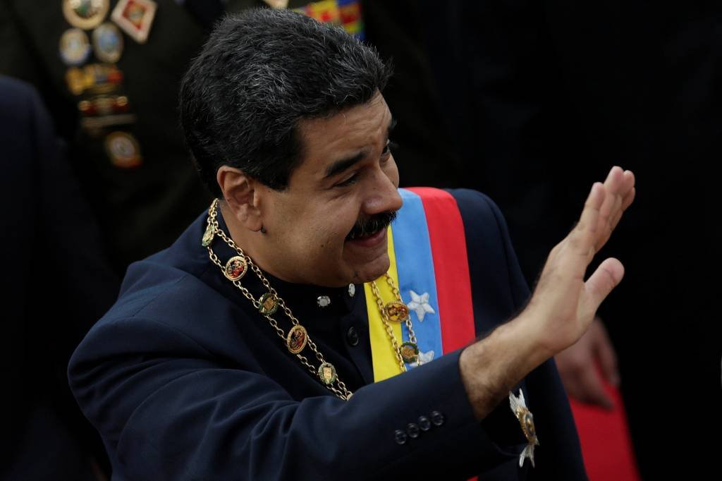 Constituinte da Venezuela ratifica Maduro como presidente