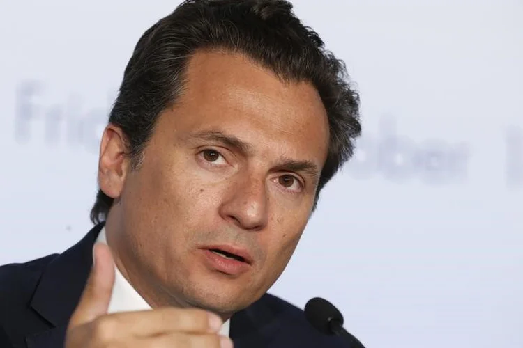 Emilio Lozoya, que renunciou ao cargo de presidente da Pemex em 2016, postou no Twitter na noite de domingo que nunca participou de práticas corruptas (Jacky Naegelen/Reuters)