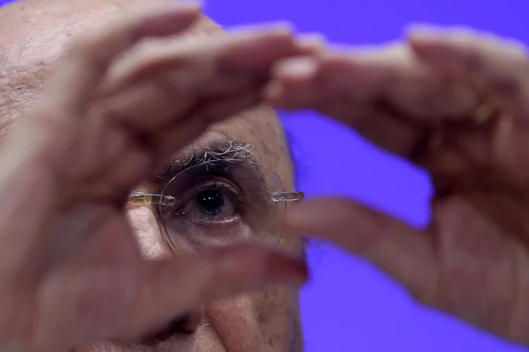 Meirelles: o ministro lembrou mais uma vez que só vai se decidir quando se aproximar o dia 7 de abril (Adriano Machado/Reuters)