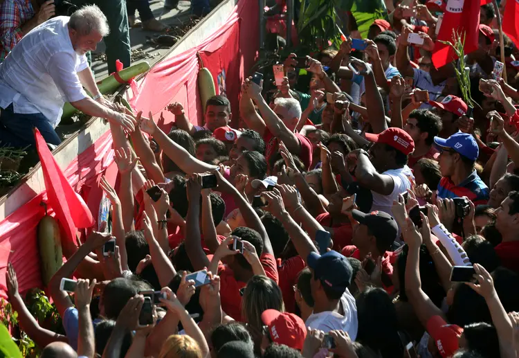 Lula: sua turnê de três semanas pelo Nordeste é o lançamento informal de uma possível campanha à eleição em 2018 (Paulo Whitaker/Reuters)