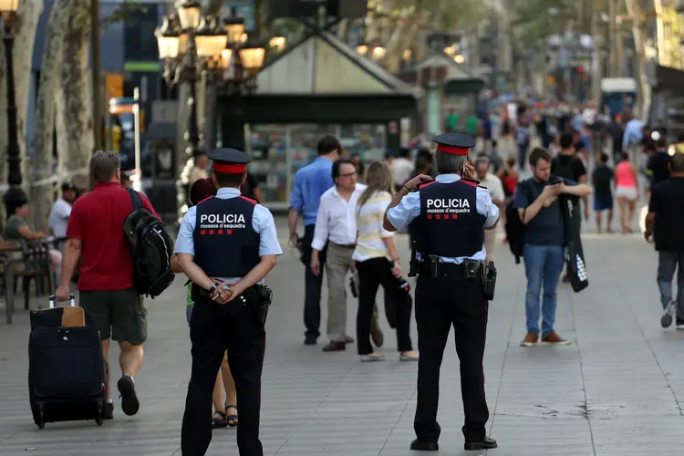 Polícia catalã: aviso sobre o imã foi feito informalmente entre dois policiais da Bélgica e da Catalunha que já se conheciam (Sergio Perez/Reuters)