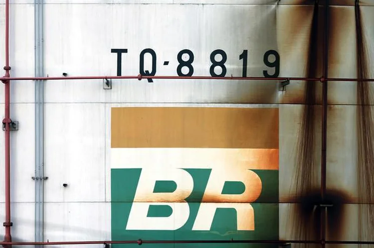 Petrobras: desvios em contratos com a estatal beneficiaria PT e PMDB e renderia 40% para os partidos (Paulo Whitaker/Reuters)