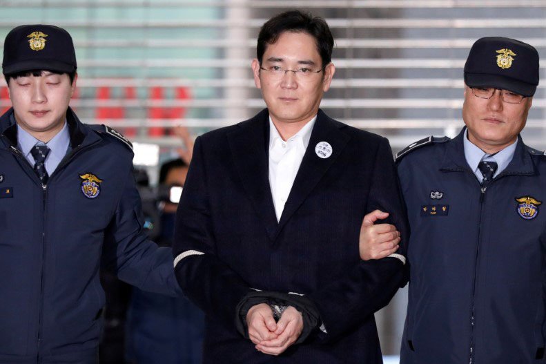 Promotores pedem 12 anos de prisão para herdeiro da Samsung