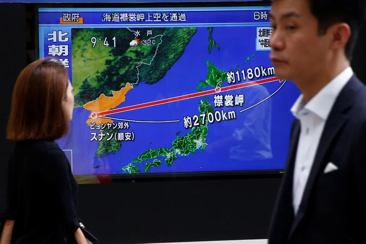 Míssil da Coreia: alerta orientou a população a buscar abrigo e a se afastar de objetos suspeitos (Kim Kyung-Hoon/Reuters)