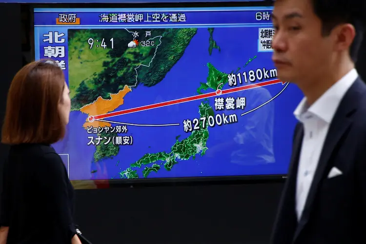 Japão: para especialistas, o risco de um míssil ser disparado contra o território japonês é baixo (Kim Kyung-Hoon/Reuters)