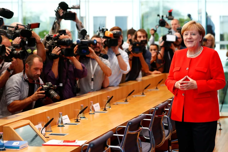 Angela Merkel: eliminar as sanções contra Rússia seria "bom para a economia russa e também para a economia alemã" (Fabrizio Bensch/Reuters)