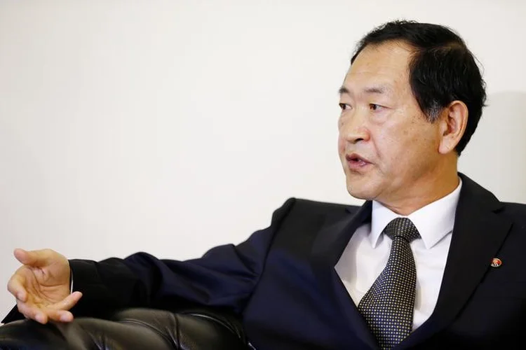 Han Tae Song: "meu país tem toda razão em responder com duras contra-medidas, como um exercício de seu direito de autodefesa" (Pierre Albouy/Reuters)