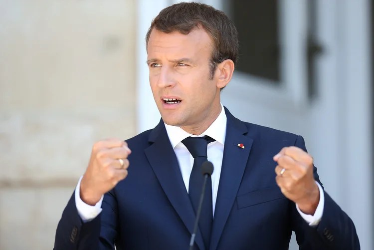 Emmanuel Macron: "A Europa responderá de maneira clara e proporcionada contra toda prática infundada e contrária às regras do comércio mundial" (Stoyan Nenov/Reuters)