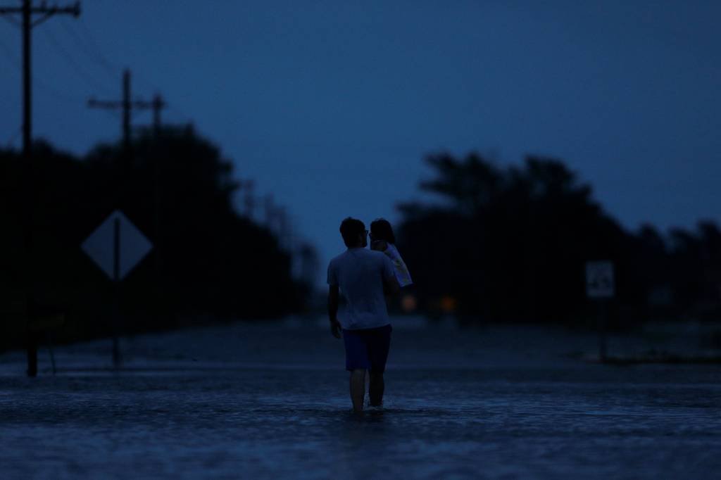 Tempestade Harvey atinge novamente território dos EUA