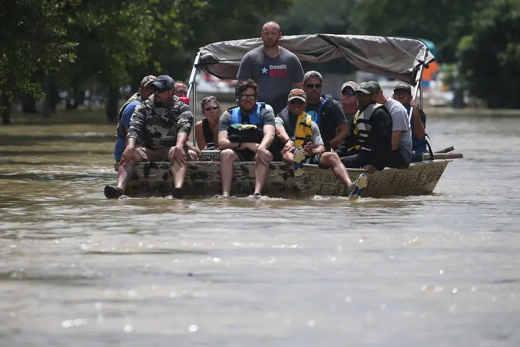 Furacão Harvey: fundos do pacote de ajuda para os afetados pelo furacão servirão para aumentar os recursos da Agência Federal de Gestão de Desastres (Carlo Allegri/Reuters)