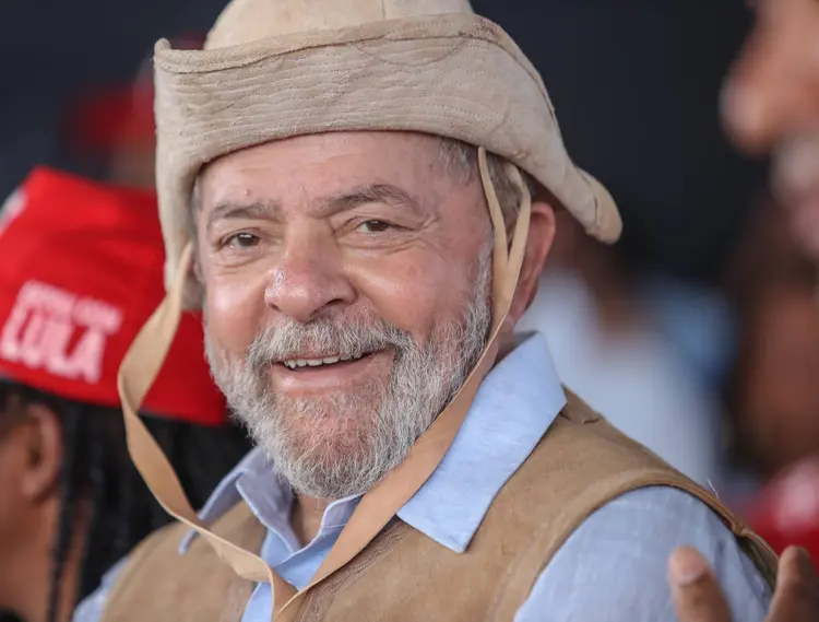 Lula: "querem transformar o Brasil no Caldeirão do Huck" (Ricardo Stuckert/ Facebook @Lula/Reprodução)