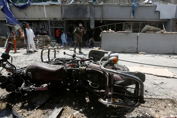 Há três meses, a explosão de um caminhão-bomba no bairro diplomático deixou 150 mortos e 400 feridos, a maioria civis (Omar Sobhani/Reuters)