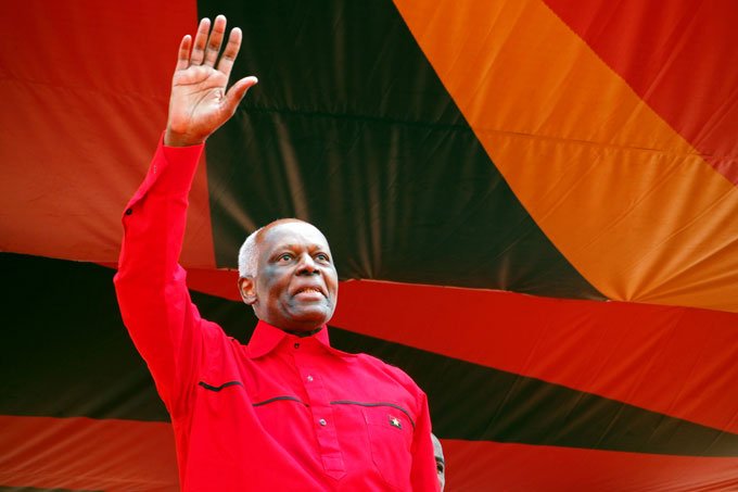 Eleição angolana acaba com 38 anos de mandato do atual presidente
