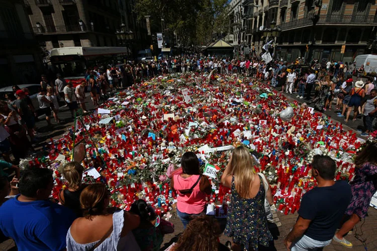 Atentado em Barcelona: a ação dos radicais deixou 15 mortos e mais de 120 feridos (Albert Gea/Reuters)