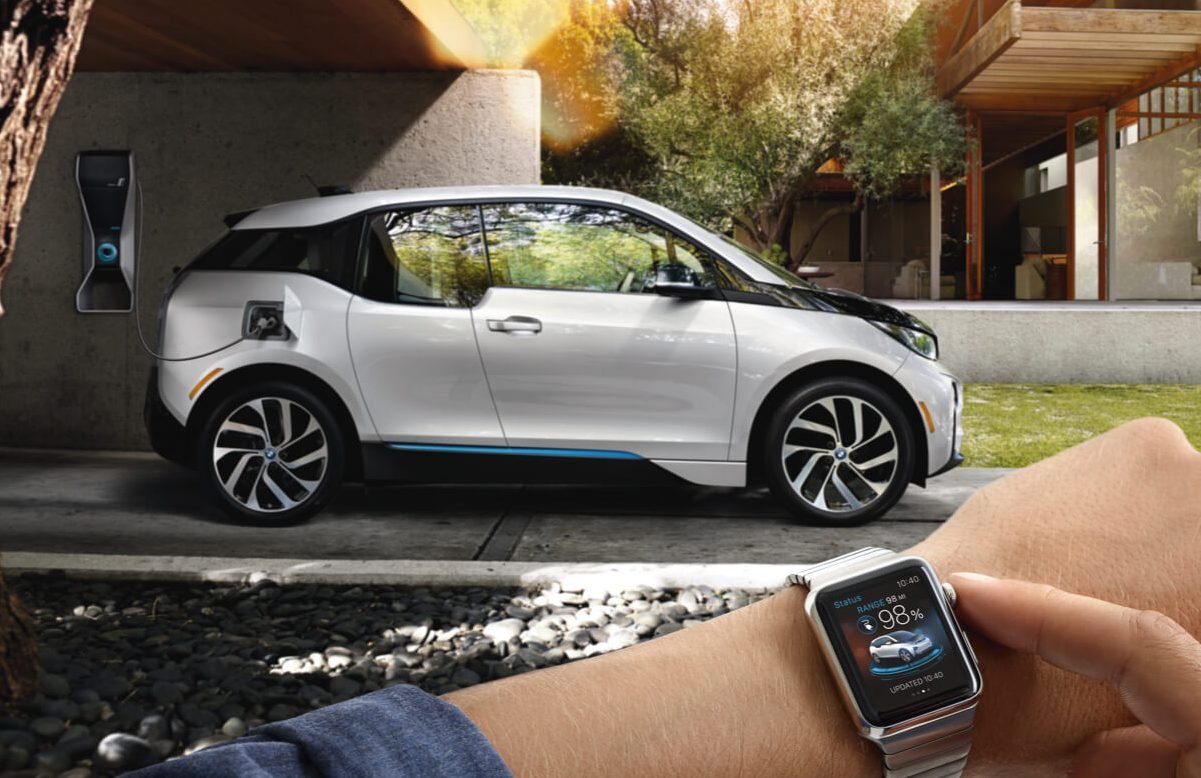 BMW suaviza visual quadrado do elétrico i3 para enfrentar Tesla