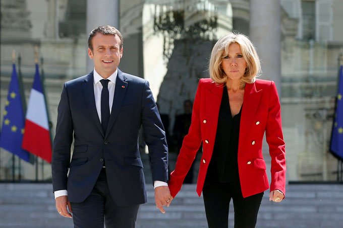 Brigitte Macron terá status informal de primeira-dama