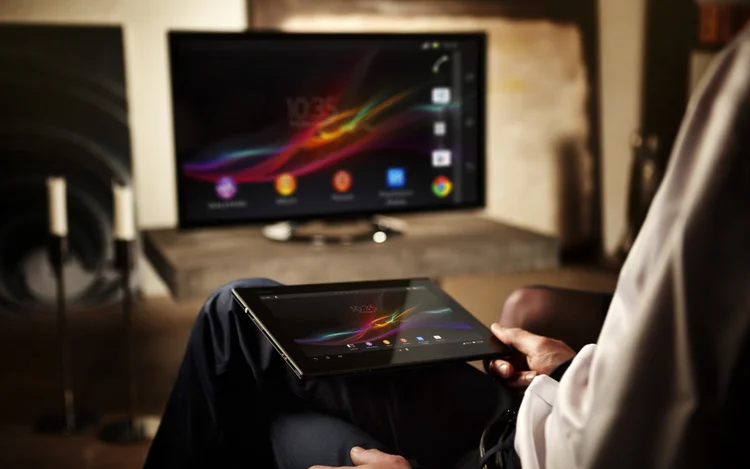 Conectividade de Smart TVs com tablets e smartphones vai mudar a forma como você assiste a vídeos e acessa conteúdos (Sony/Divulgação)