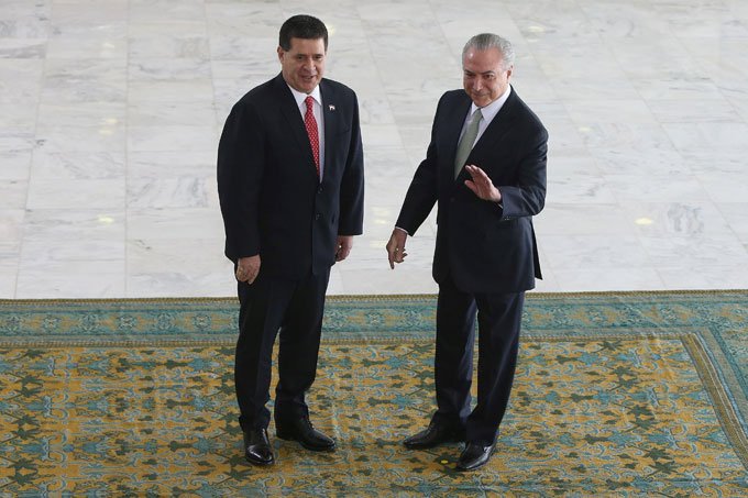 Presidente do Paraguai viaja ao Brasil para se reunir com Temer