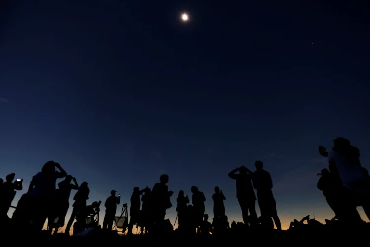 Eclipse: "Foi uma experiência única. Realmente foi", disse Julie Vigeland, em Portland, Oregon (Jonathan Ernst/Reuters)