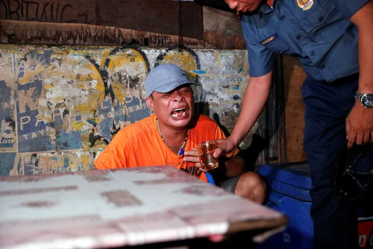 Mortes: as novas mortes foram atribuídas a grupos de autodenominados "vigilantes" (Dondi Tawatao/Reuters)